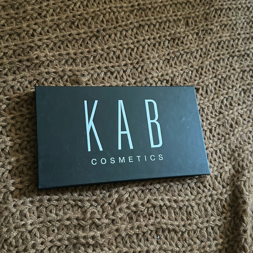 COPY - KAB cosmetics eyeshadow palette